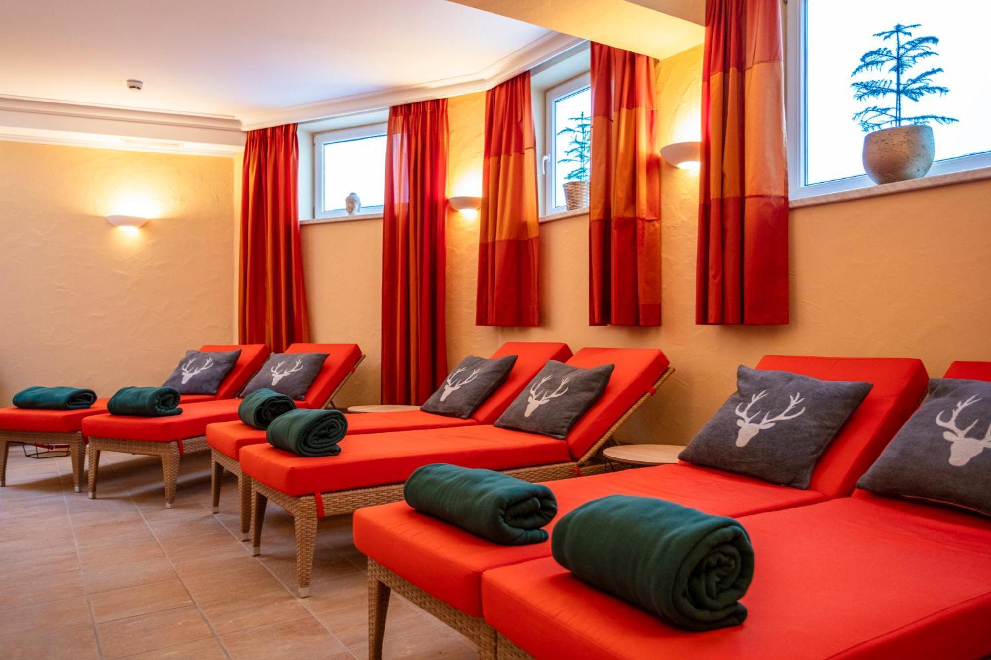 Hotel Oberwirt - Nahe An Saalbach Und Zell Am See Фихофен Экстерьер фото