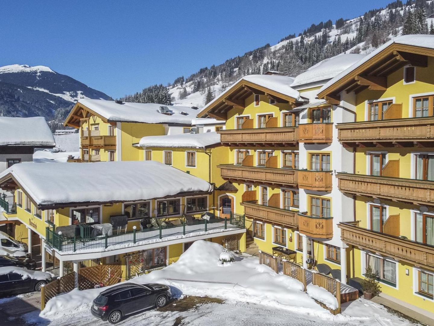 Hotel Oberwirt - Nahe An Saalbach Und Zell Am See Фихофен Экстерьер фото